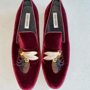 Steve Madden Wasp Velvet Dress Shoe